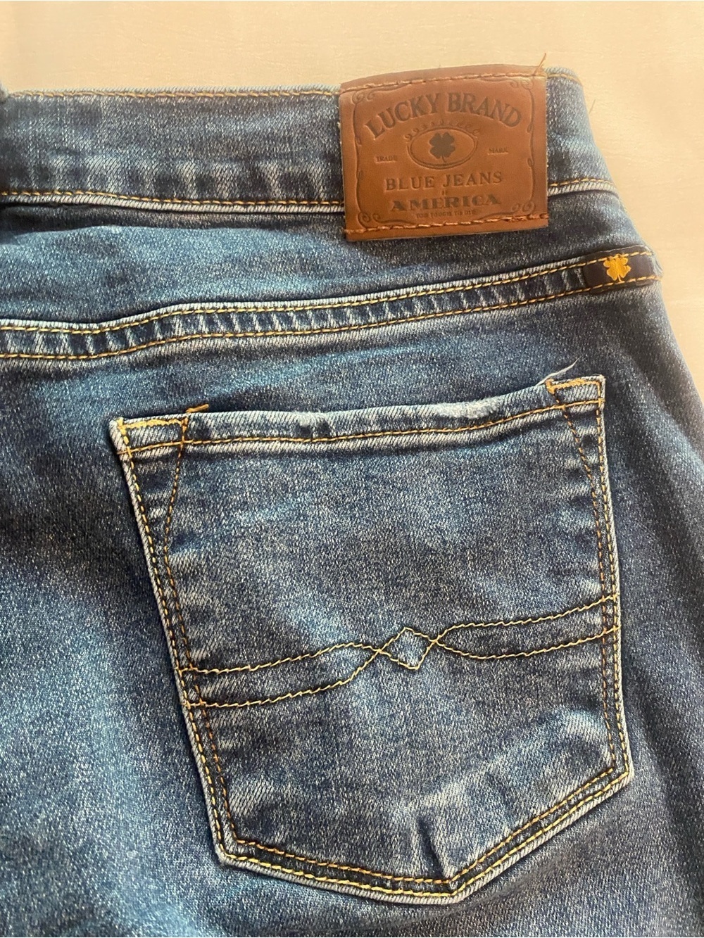 Lucky Brand Women's Charlie Baby Boot Low Rise Jeans Size 8 length 29” Ankle - Picture 10 of 16